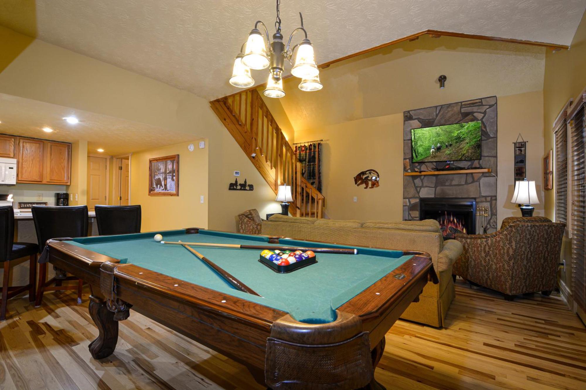 Villa Bear Footin' On The Creek Gatlinburg Habitación foto